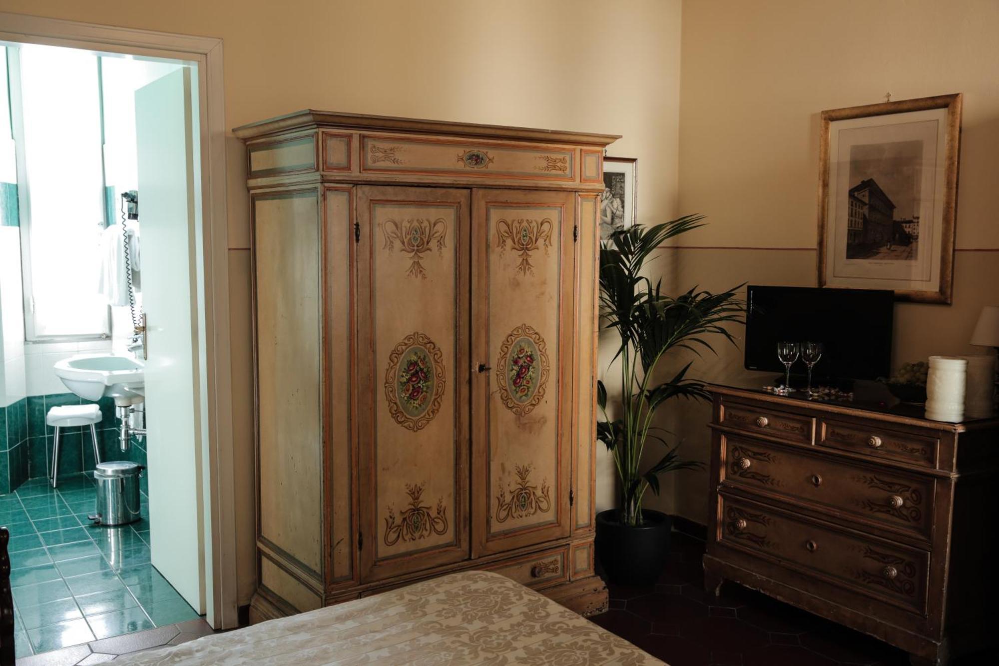 Classic Double Room,1031938225:JPEG